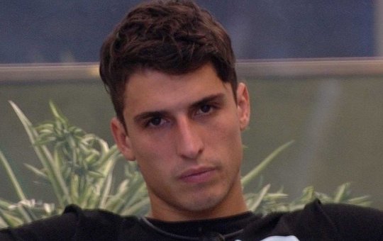 Ex-BBB Felipe Prior tem condenação por estupro mantida pelo STJ