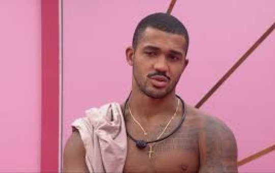 BBB 26: Matheus é denunciado ao Ministério Público e será investigado por homofobia