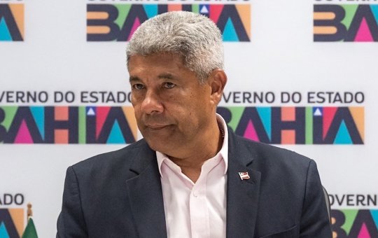 Jerônimo nega mudança na chapa 2026 e aponta: 'é fake news, é mentira'