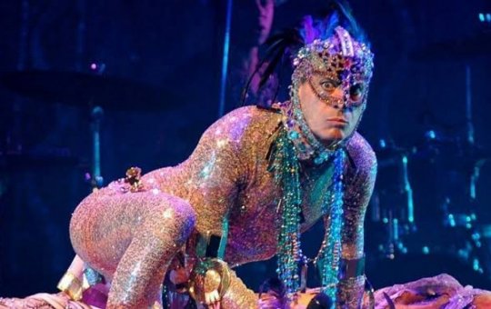 Em Salvador, Ney Matogrosso é confundido com Caetano Veloso e momento viraliza; veja o vídeo