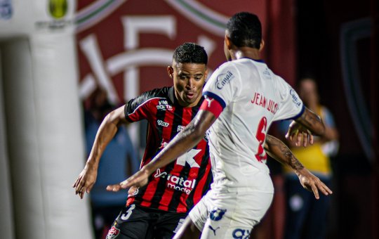 Vitória x Bahia: onde assistir, prováveis escalações e arbitragem