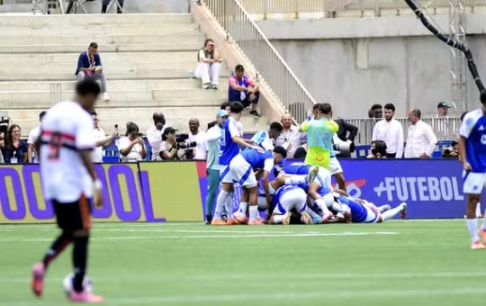 Cruzeiro bate o São Paulo e se torna bicampeão da Copinha com 100% de aproveitamento