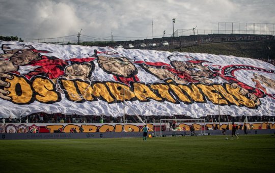 Torcida organizada do Vitória, TUI, expulsa integrante detido com granada, armas e drogas no Ba-Vi