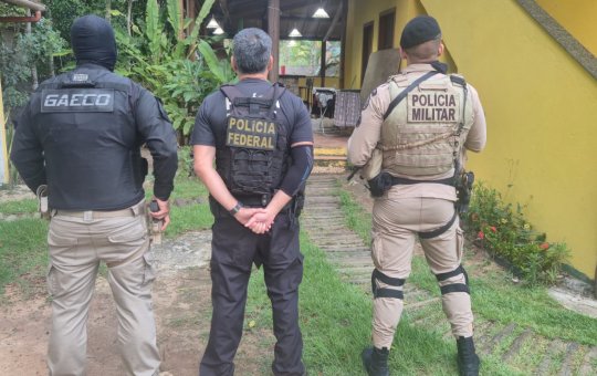 Polícia Federal realiza operação contra grupo criminoso suspeitos de recrutar agentes públicos