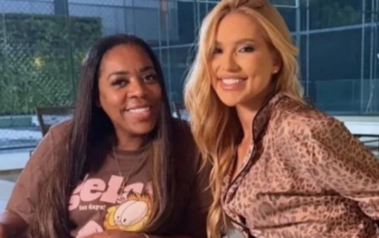 Virginia diverte a web ao mostrar filho chamando mãe de Vini Jr. de “vovó”