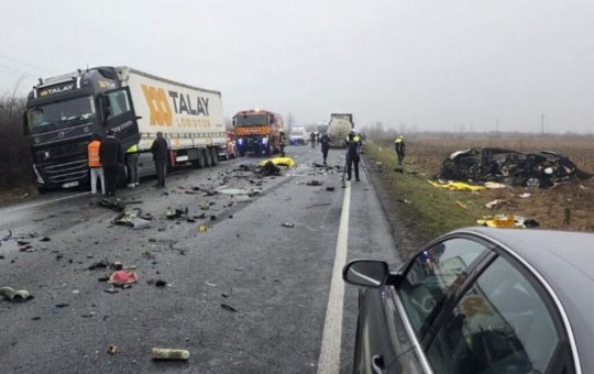 Sete torcedores do PAOK morrem após acidente com caminhão na Romênia