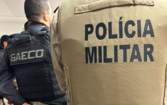 Durante confronto com policiais em Valéria, suspeito morre após granada explodir em sua cintura