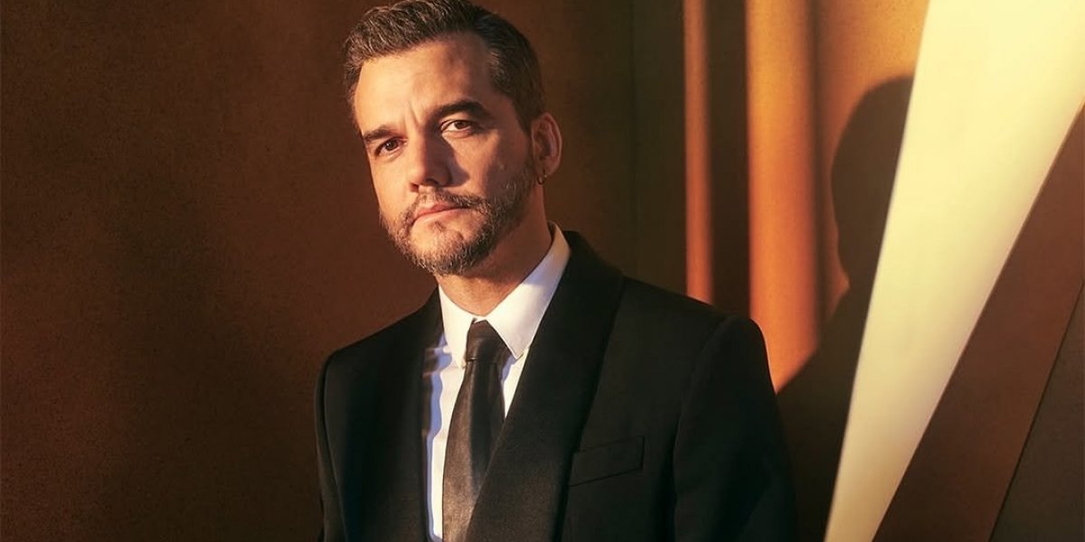 Wagner Moura criticou a postura do presidente americano após a morte de cidadã americana.