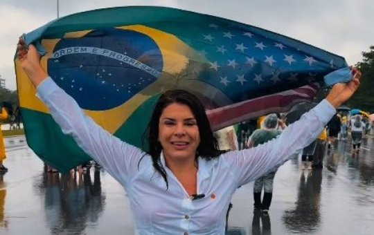 Mara Maravilha segue internada em UTI e suspende agenda de compromissos