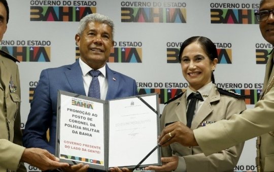 Polícia Militar da Bahia promove a primeira mulher à patente de coronel em 200 anos