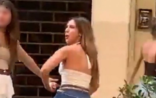 Advogada argentina tem prisão decretada e vira réu por injúria racial