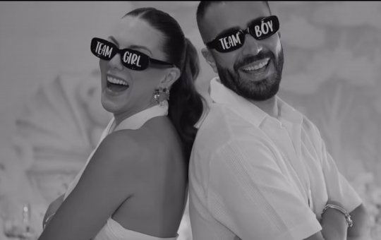 Pati Guerra e Rafa Marques revelam nome do bebê durante chá revelação: 'Veio para colorir'