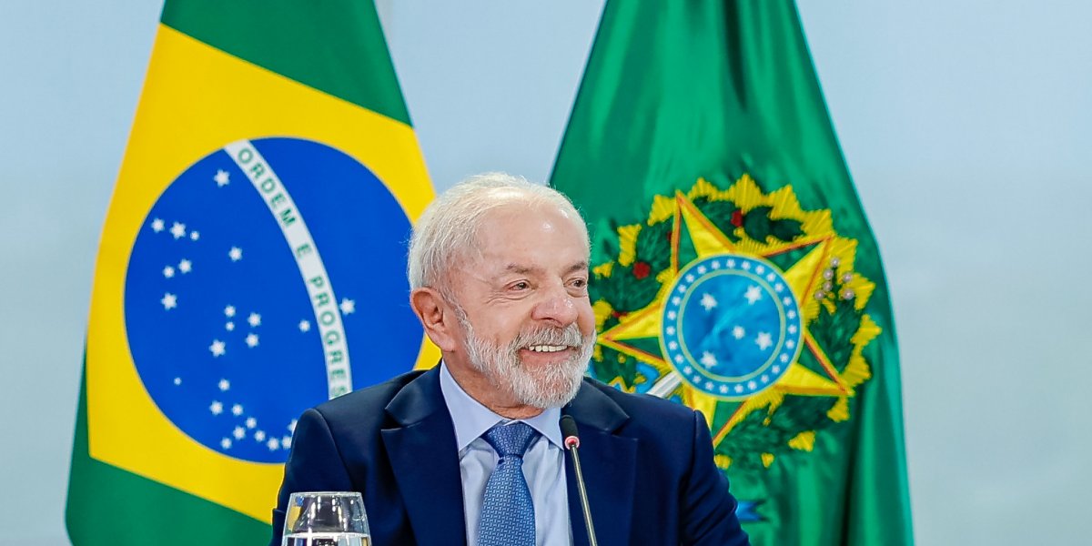 “Está na hora da gente fazer mudança”, afirma Lula sobre fim da escala 6x1