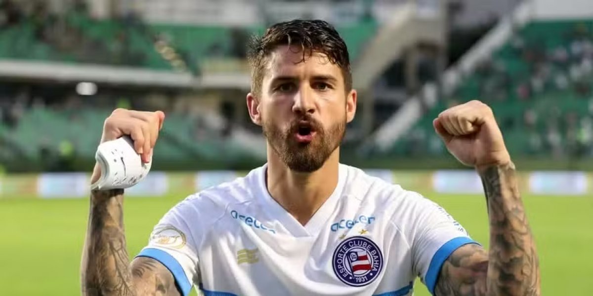 Bahia anuncia retorno de atacante após um ano