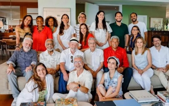 Lula se reúne com políticos e artistas em almoço na casa de Gilberto Gil