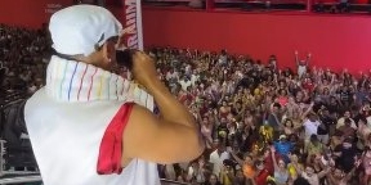 Xanddy Harmonia em show