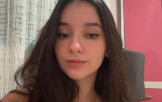 Homem esfaqueia jovem após ter pedido de namoro negado