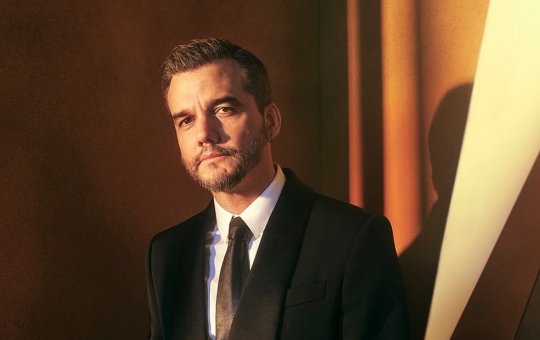  O ator recebeu o prêmio 'Virtuoso Award' por sua atuação em O Agente Secreto.