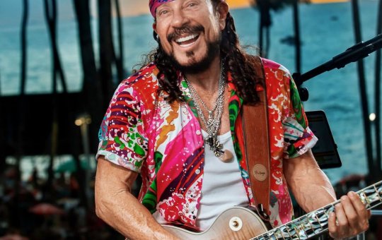 Bell Marques faz passagem de som em Ondina na noite desta terça-feira (10)