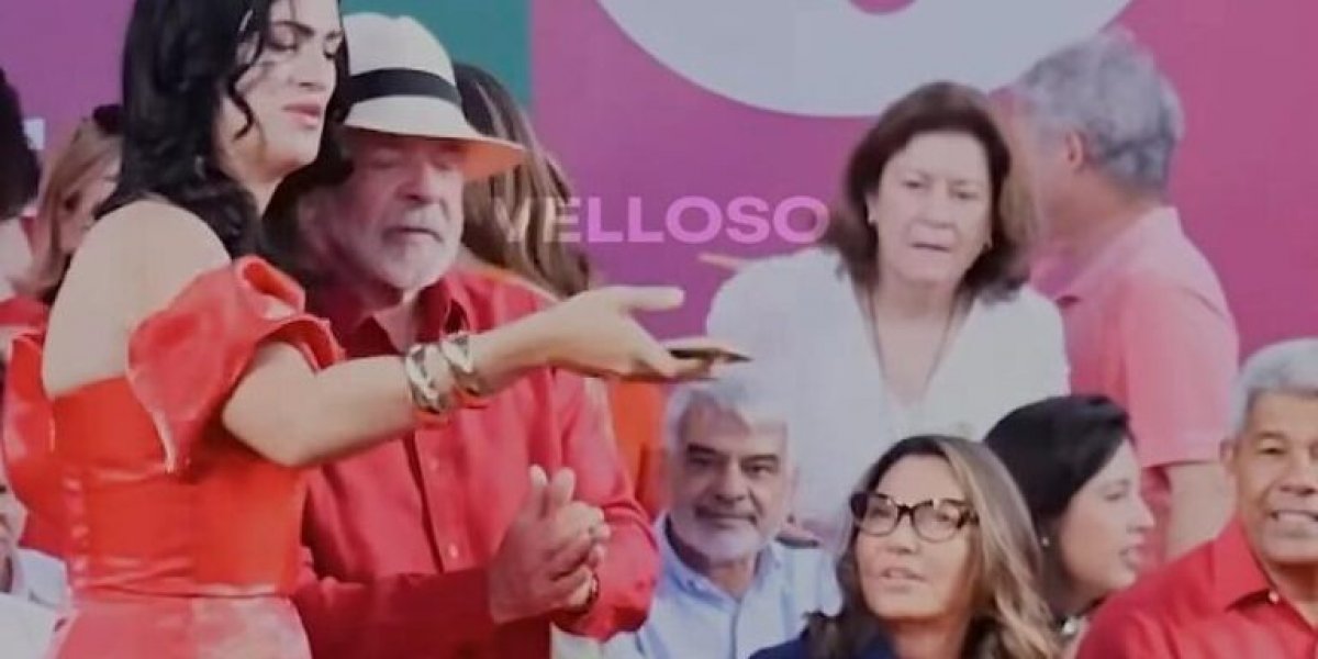 Janja dá “bronca” em Lula durante evento dos 46 anos do PT na Bahia