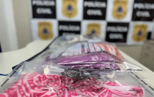 Operação Abadá prende três e apreende 151 abadás em Salvador antes do Carnaval