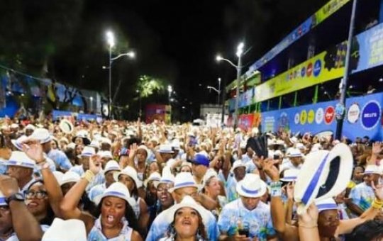 Samba: o ritmo que dita o Carnaval de Salvador; Conheça os principais blocos de samba que irão desfilar no carnaval de 2026.