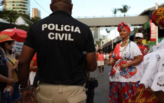 Camarote 305 é interditado na Barra às vésperas do Carnaval em operação contra rifas ilegais