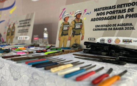 PM apreende mais de 500 objetos proibidos nos portais de acesso do Carnaval de Salvador