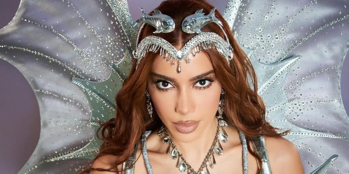 Depois de desfile em Salvador, Anitta sugere ajuste na distância entre trios e se desculpa