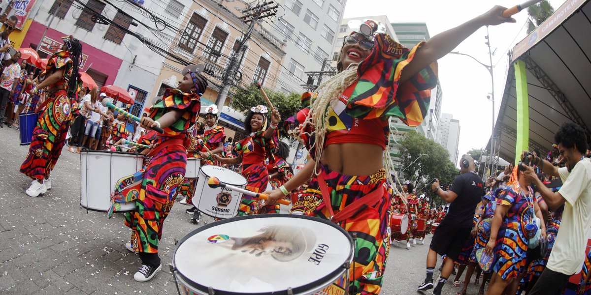 Carnaval deve atrair 3,7 milhões de turistas e gerar R$ 8 bilhões na Bahia