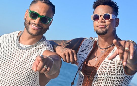 Léo Santana e Tony Salles são confirmados no Arrastão da Quarta-Feira de Cinzas