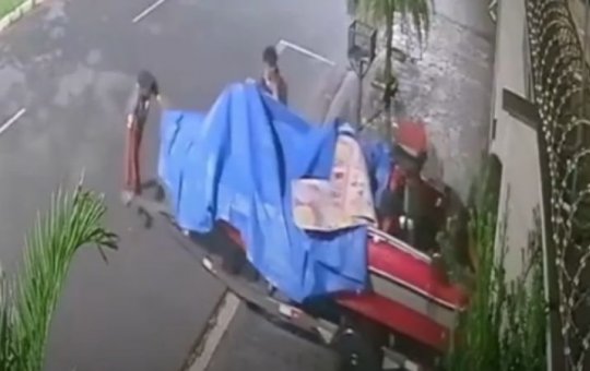 Morador tem lancha furtada após deixar portão aberto; prejuízo é de R$ 80 mil