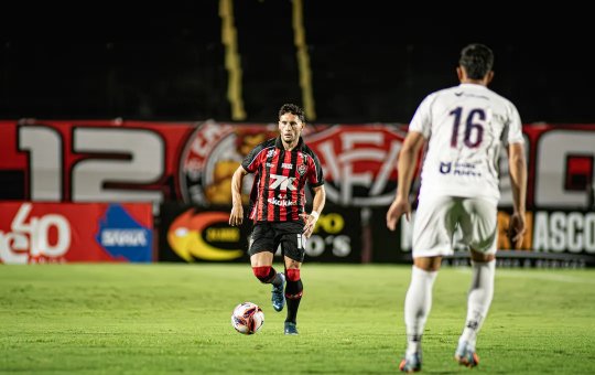  Vitória vence Bahia de Feira pela penúltima rodada do Campeonato Baiano