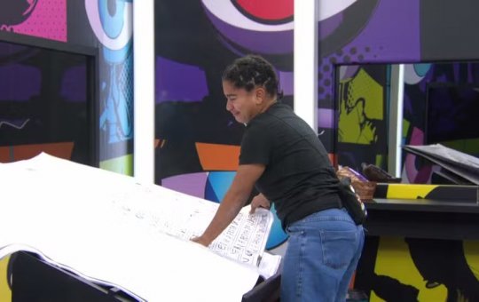 Milena não consegue concluir o desafio do Barrado no Baile e chora ao ficar fora da festa de Jonas