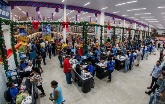 Supermercados no Brasil começam a aderir ao fim da escala 6×1