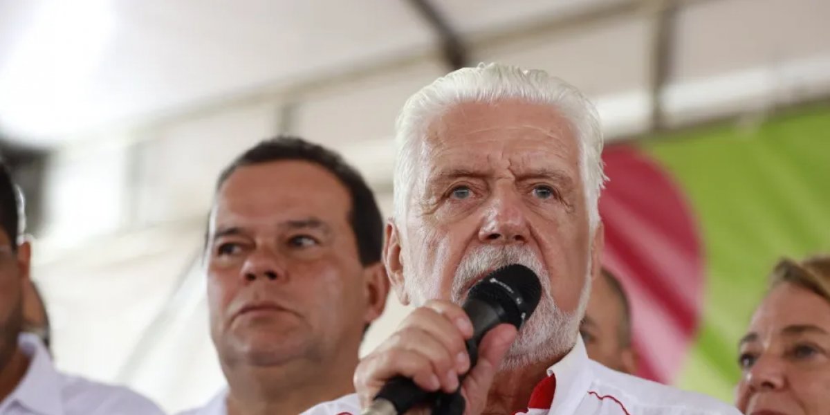 Senador Jacques Wagner e vice-governador Geraldo Júnior