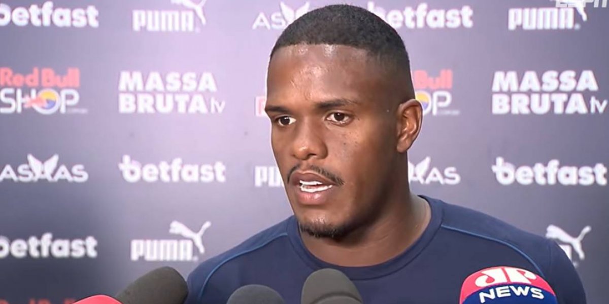 Após fala machista, jogador do Bragantino recua e faz pedido de desculpas