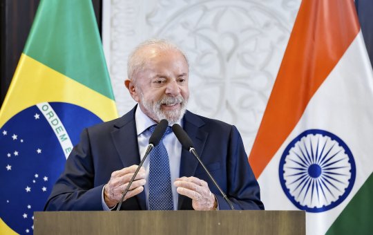 Lula rebate jornalista da TV Globo após pergunta sobre recebimento de criminosos no Brasil: 'Eu não falei isso'