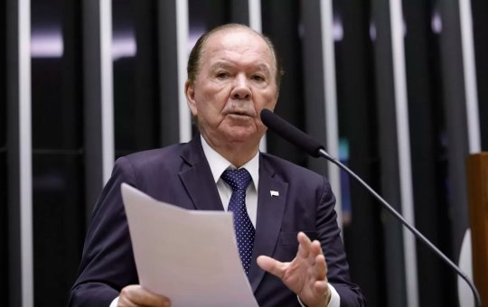 Após longa carreira, João Leão afirma que está se despedindo da política