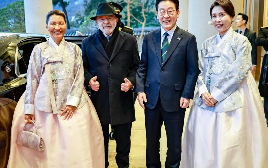 Janja é elogiada após usar ' Hanbok' traje tradicional coreano