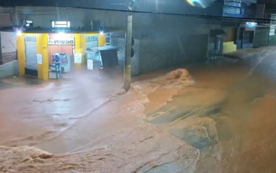 Temporal em Minas Gerais deixa 14 mortos e centenas de desabrigados