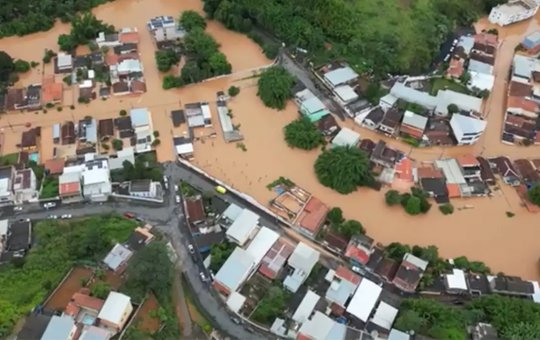 Sobe para 36 o número de mortos após fortes chuvas em Juiz de Fora e Ubá