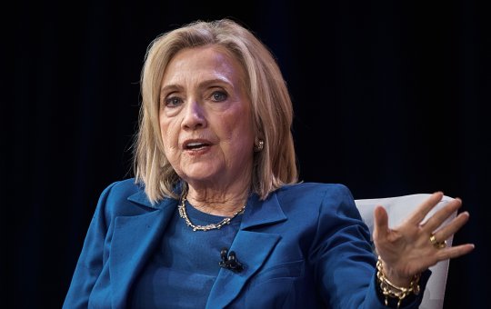 Hillary Clinton prestará depoimento em investigação sobre Jeffrey Epstein