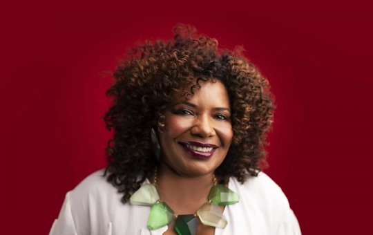 Margareth Menezes rebate críticas ao uso da Lei Rouanet em apresentações e chama ataques de “perseguição desleal”