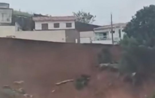 Moradores registram novos deslizamentos em Juiz de Fora