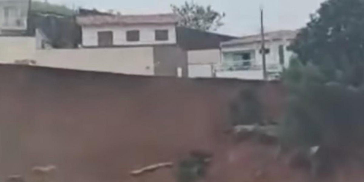 Moradores registram novos deslizamentos em Juiz de Fora