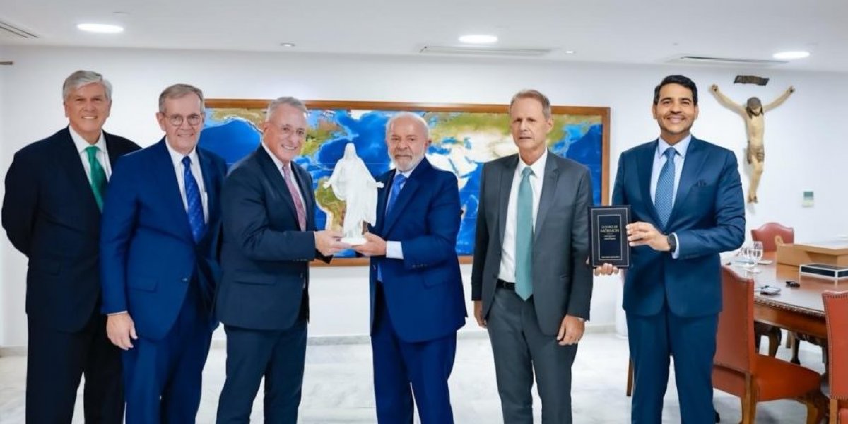 Lula se reúne com líderes mórmons e discute ações humanitárias no Brasil