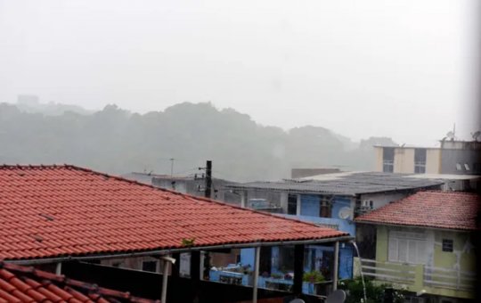 Chove ou não? Confira a previsão do tempo para o fim de semana em Salvador