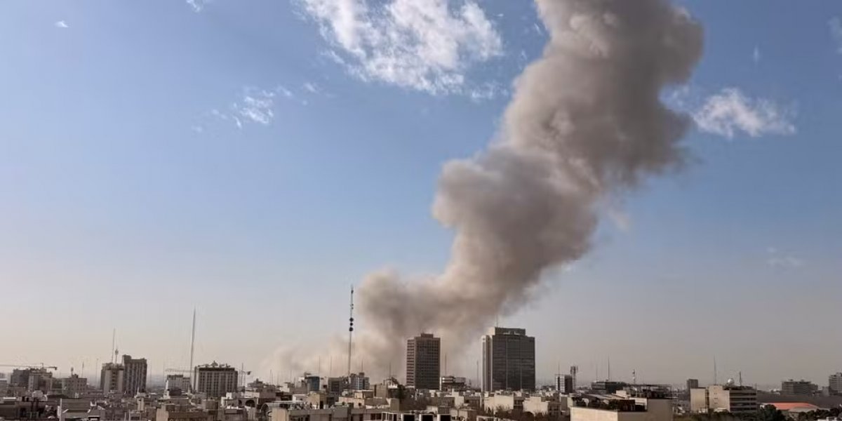 Explosões são ouvidas em Teerã após ataque militar contra o Irã