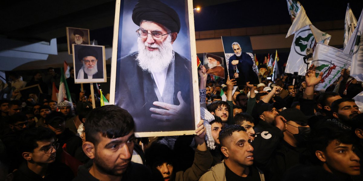 Trump afirma que o líder supremo do Irã, Ali Khamenei, foi morto após ataques dos EUA e Israel